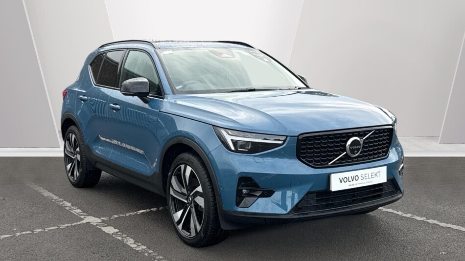 Volvo XC40 2.0 B3P Ultra Dark 5dr Auto Petrol Estate